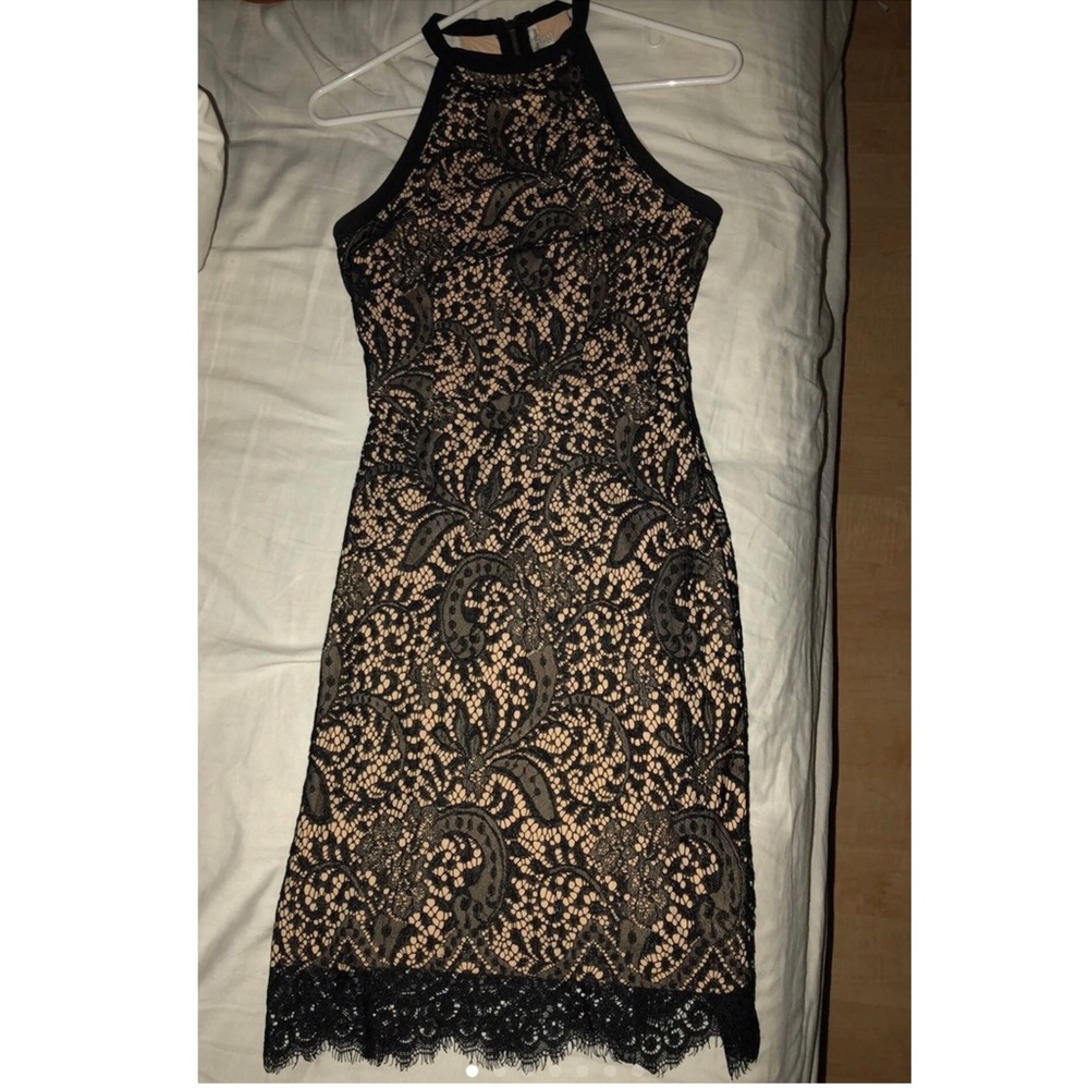 Bodycon 2 layered lace dress